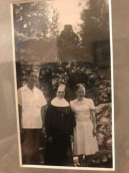 SisterAudrey 1940s with Phenie and Deb